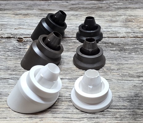 3. Gros connecteurs ronds en 3 couleurs (pq. de 20 avec vis ou à l'unité)